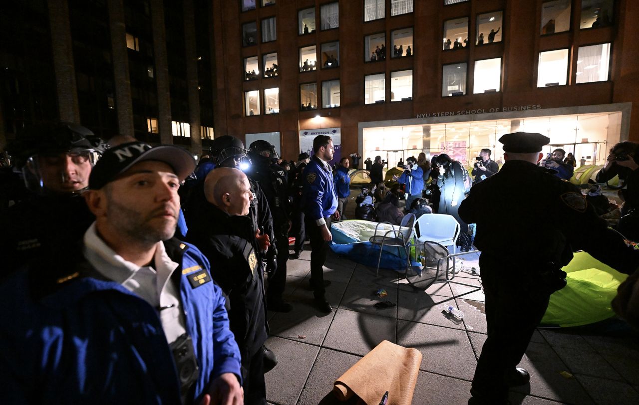 Police intervene and arrest more than 100 students at New York University (NYU) in New York on April 22 during a demonstration on campus in solidarity with the students at Columbia University and to oppose Israel's attacks on Gaza.