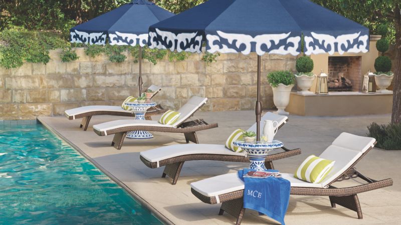 Frontgate pool 2024 lounge chairs