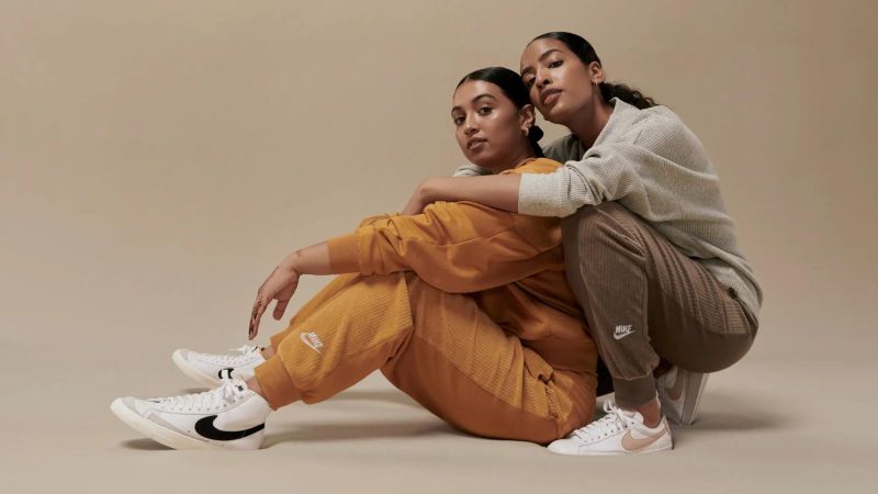 New on sale nike outfits