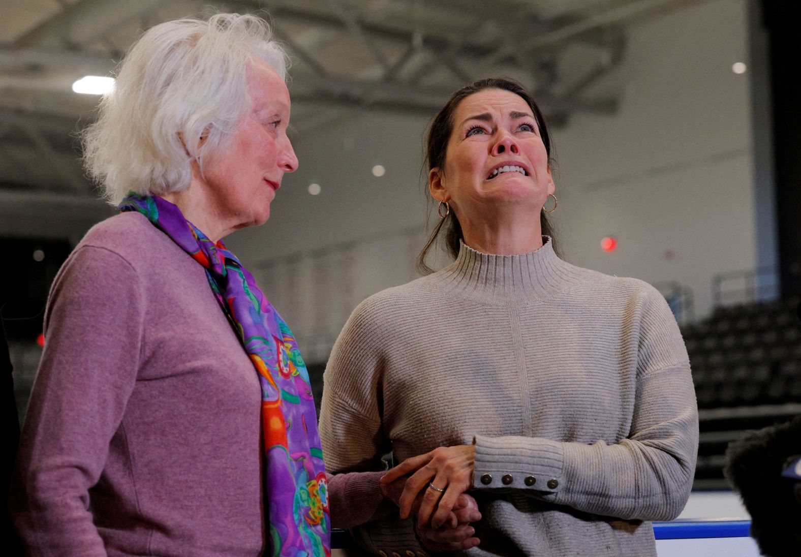Former US figure skaters Tenley Albright, left, and Nancy Kerrigan speak to reporters at the Skating Club of Boston on Thursday. The Skating Club <a href="index.php?page=&url=https%3A%2F%2Fwww.cnn.com%2Fus%2Flive-news%2Fplane-crash-dca-potomac-washington-dc-01-29-25%23cm6jgs31h0000356muf7ke5dv">named six victims</a>, including <a href="index.php?page=&url=https%3A%2F%2Fx.com%2Frockerskating%2Fstatus%2F1633299737997725697" target="_blank">Evgenia Shishkova and Vadim Naumov</a>, the 1994 world champions in pairs.