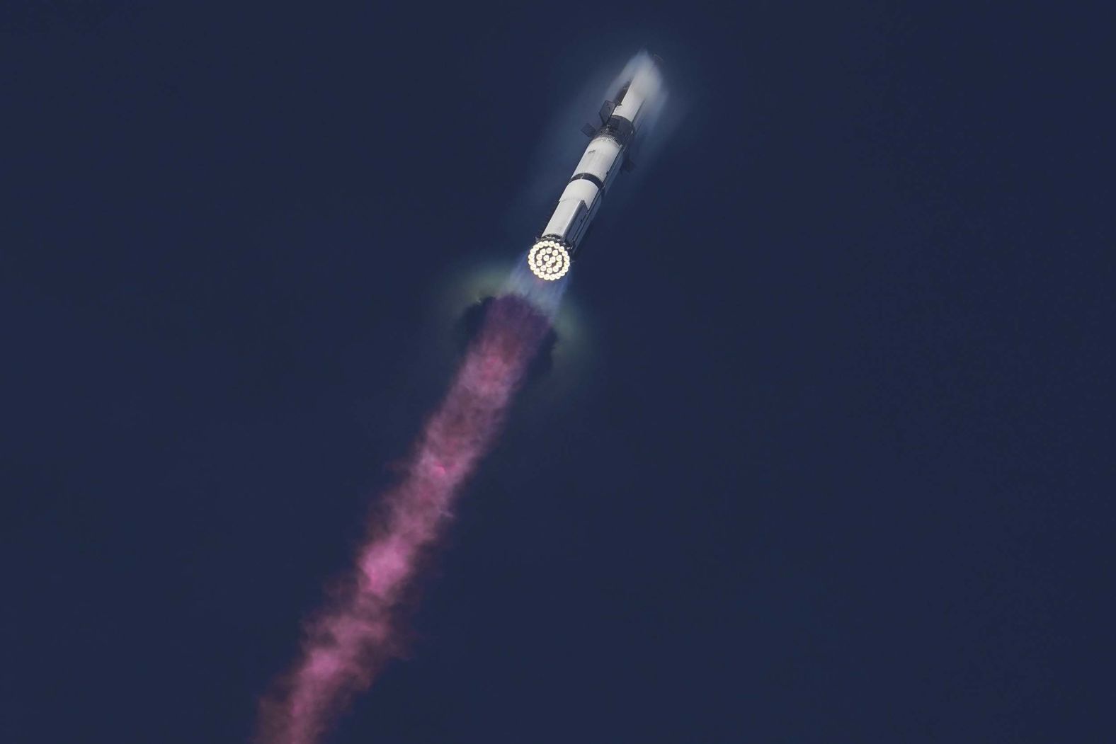 SpaceX launched the 10th test flight of its Starship spacecraft and Super Heavy rocket booster on Tuesday, August 26. <a href="index.php?page=&url=https%3A%2F%2Fwww.cnn.com%2Fscience%2Flive-news%2Fspacex-starship-flight-10-launch-08-26-25">The test flight</a>, launched from south Texas, marked a significant and encouraging step forward for the program.