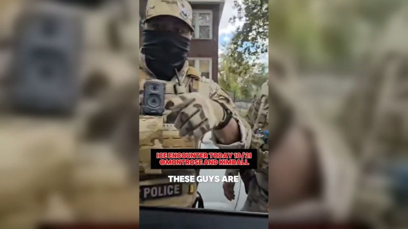 Illinois state representative says ICE agents pointed a gun at him and threatened to bash his car windows