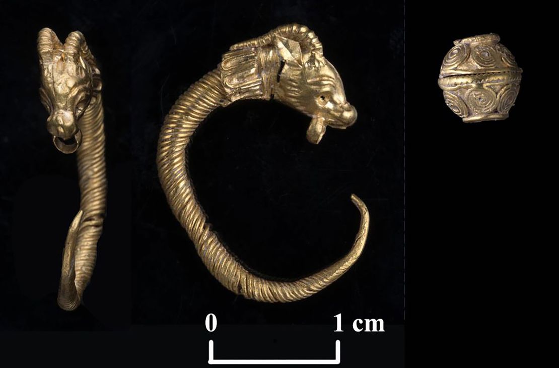 A gold earring and a gold bead previously uncovered at the site appear to originate from the same period.