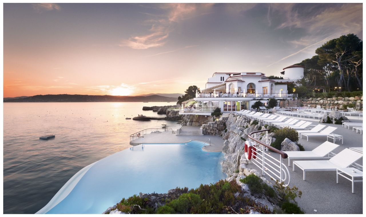 Budget Travel shares photos of the most amazing hotel pools. See more pools photos on <a href="http://www.budgettravel.com/slideshow/photos-worlds-most-amazing-hotel-pools,6271/" target="_blank" target="_blank">BudgetTravel.com</a>. From 13 feet above the Mediterranean in Cap d'Antibes, France, Hotel du Cap-Eden-Roc guests swim in seawater heated to a temperate 82°F and have a perfect view.