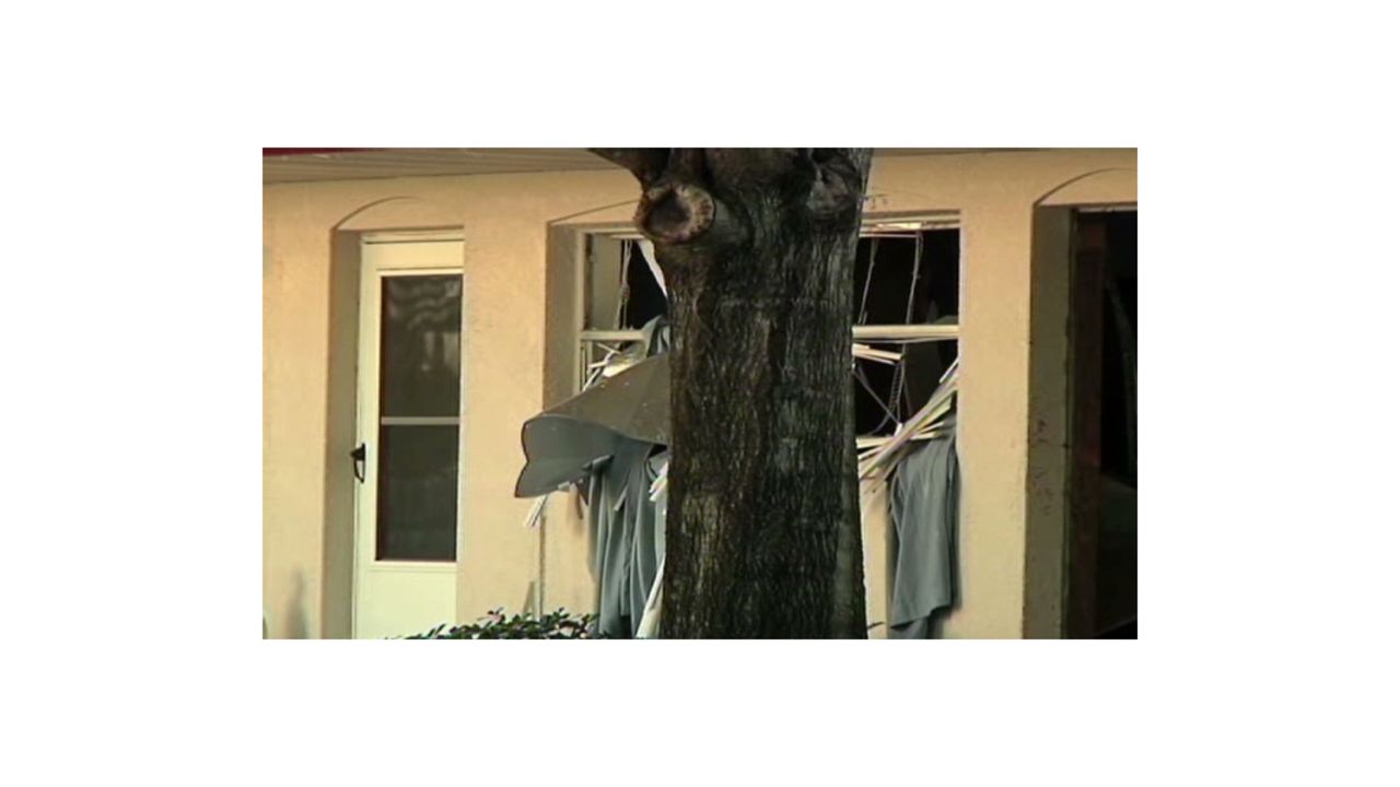 Scuba tank explodes, kills man CNN