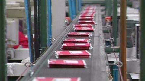 Netflix renames DVD-by-mail service, adds video games | CNN