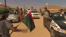 wedeman.libya.drive.by.liberation_00003024