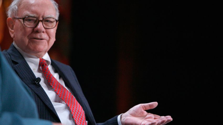 Warren Buffett says he doesn't pay enough in taxes.