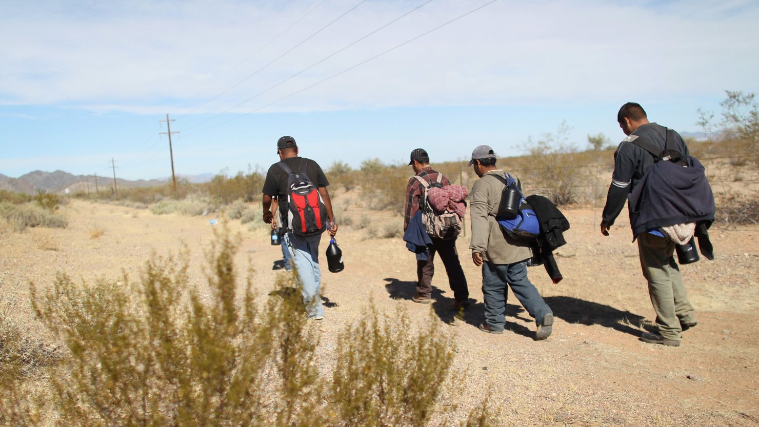 People trying to enter Arizona from Mexico report being mistreated by U.S. Border Patrol agents, a humanitarian group says.