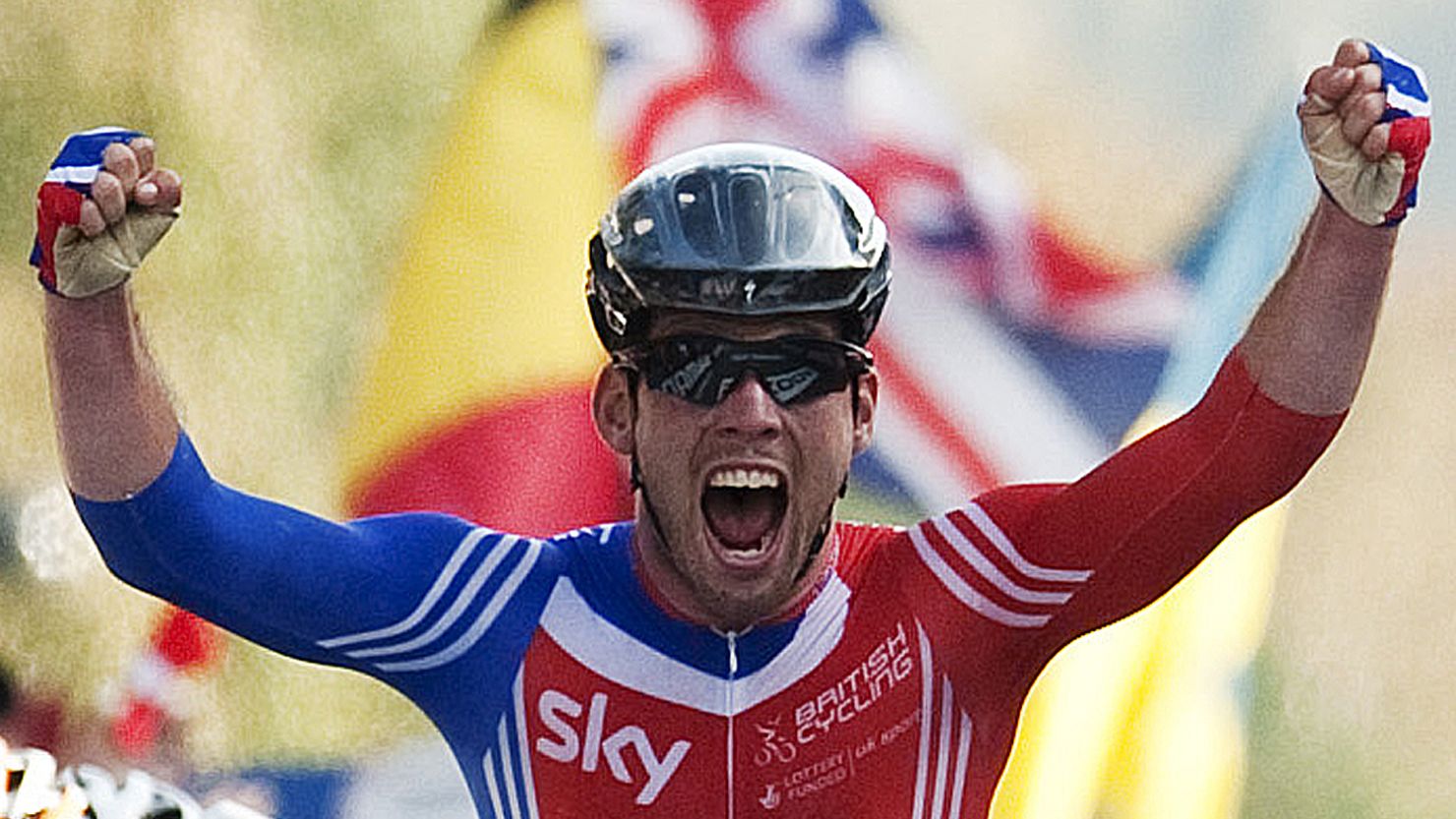 Mark Cavendish's win in the men's road race took Britain to the top of the medals table