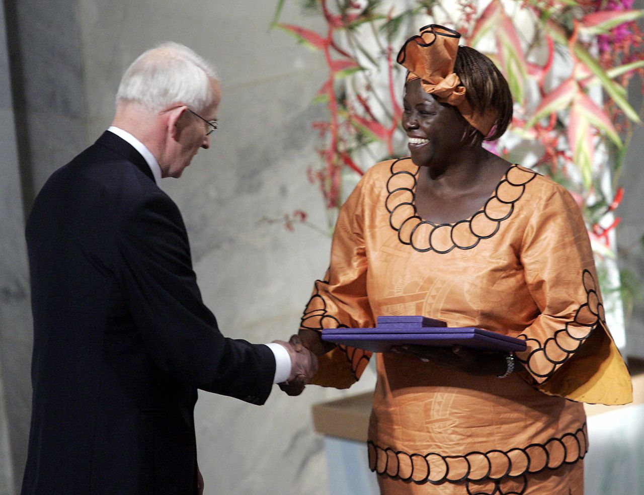 In 2004, she was awarded the Nobel Peace Prize for her efforts to promote sustainable development, democracy and peace.