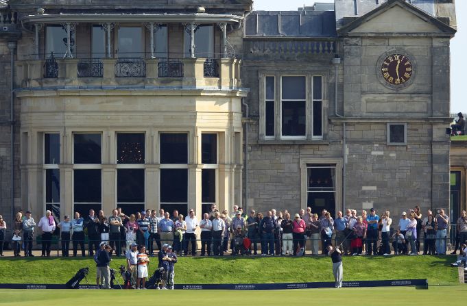 One of the most welcome arrivals this week has been the sun as players and spectators bask in unseasonably warm conditions at St. Andrews. 