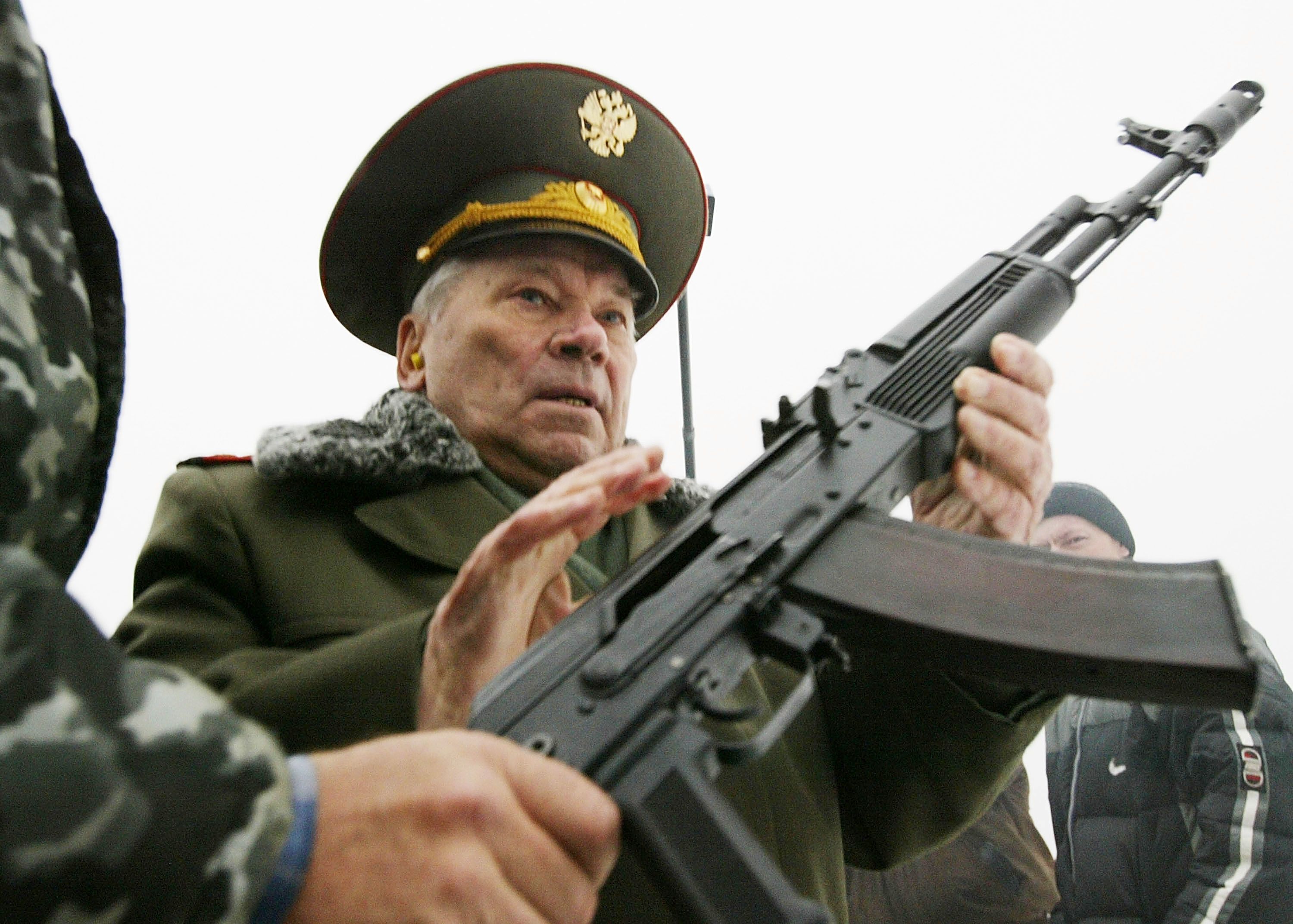 russian military guns