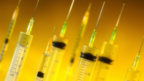 parents doubt vaccine syringes