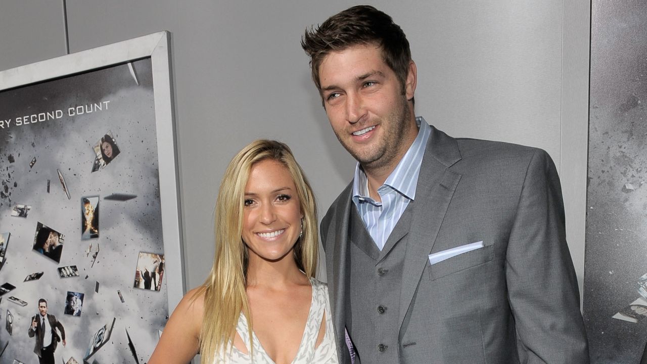 In October, a source told PEOPLE Kristin Cavallari and Jay Cutler were "working it out."