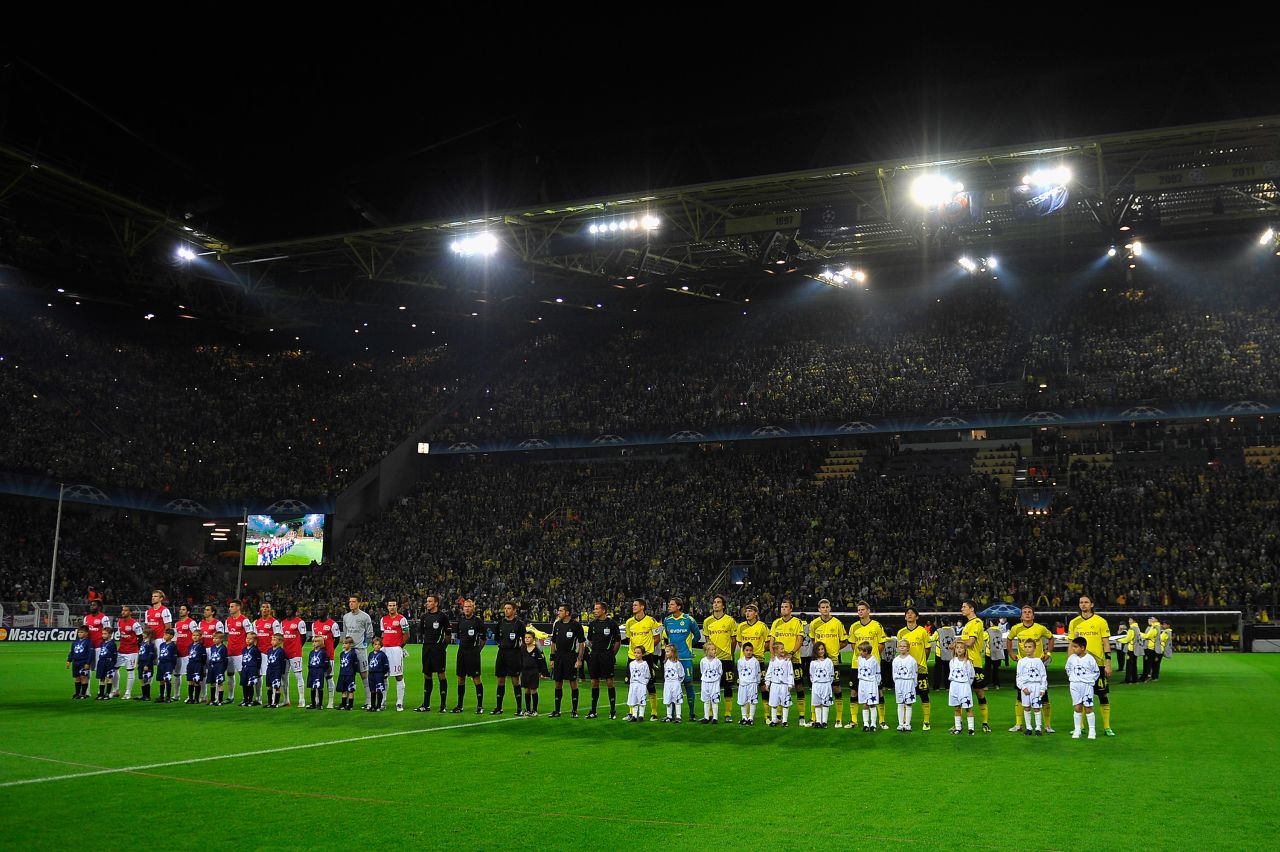 Signal Iduna Park is the home ground of German champions Borussia Dortmund. It is the country's largest stadium with a capacity of 80,000 for domestic matches, while Bayern Munich attract crowds of 70,000 to the Allianz Arena.