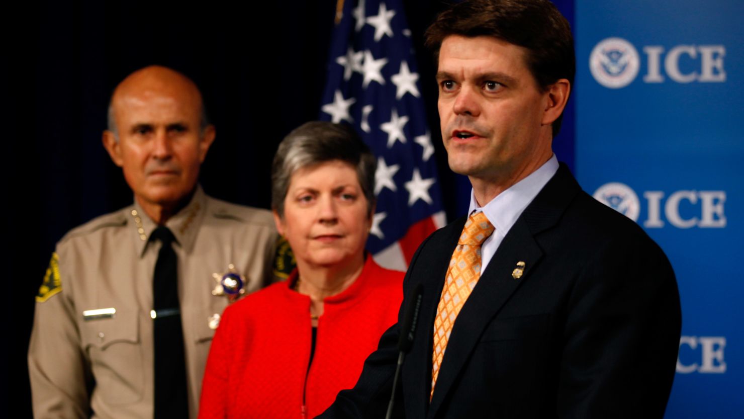 ICE Director John Morton, right, with Los Angeles County Sheriff Lee Baca and Homeland Security Secretary Janet Napolitano.