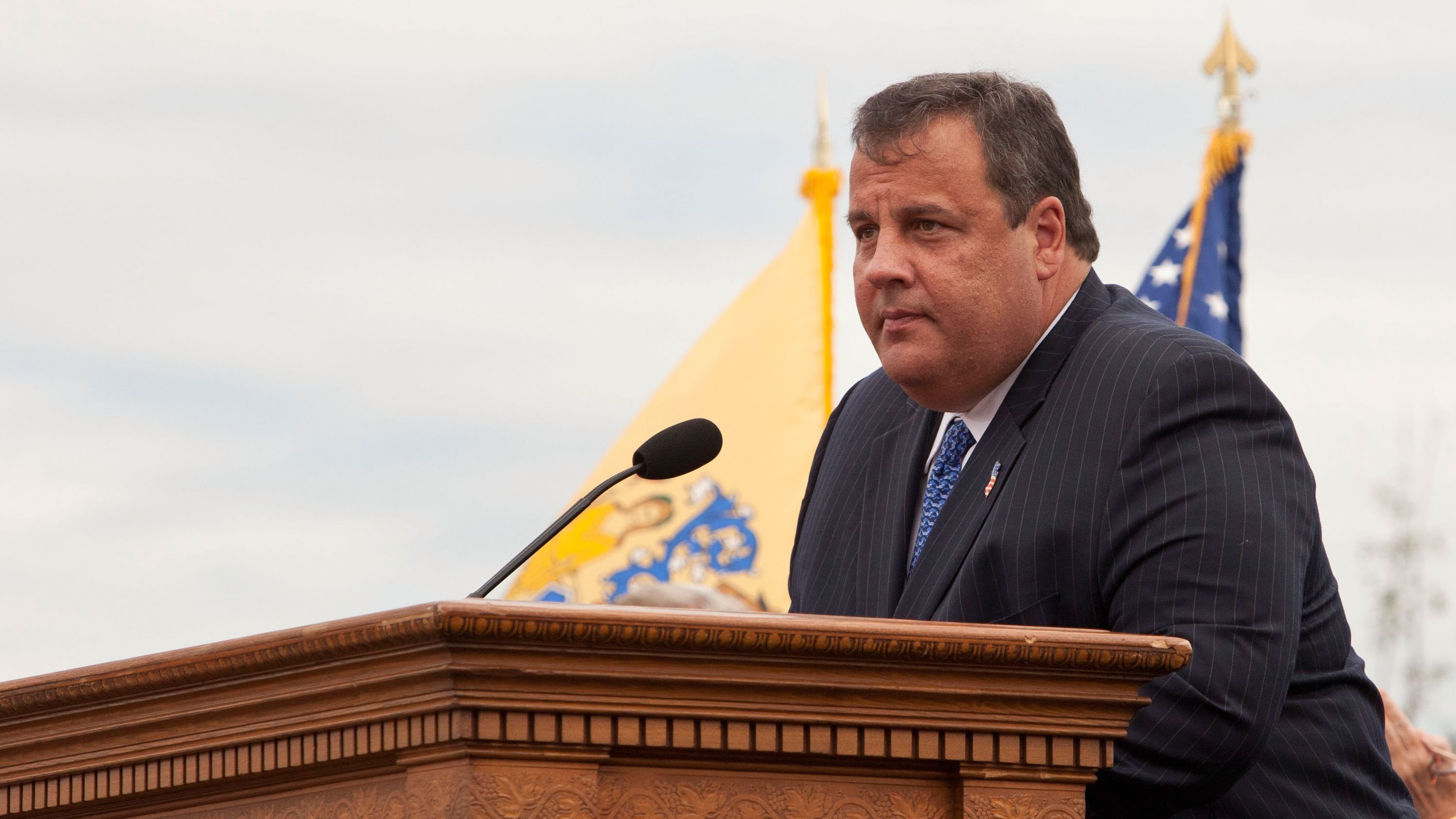 Reports often featured derogatory comments about New Jersey Gov. Chris Christie's weight as he pondered a presidential run.