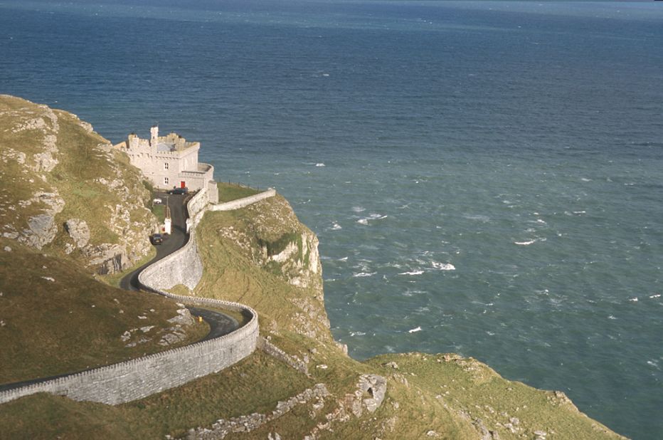 The Great Orme Lighthouse, built in 1862 and in full use as a warning to ships until 1985, certainly has a room with a view -- a 180-degree view over the cliffs of north Wales and the Irish Sea.