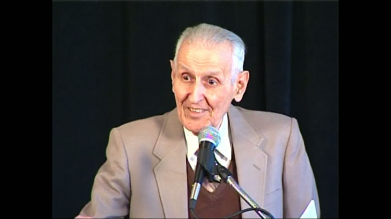 The machine used by Dr. Jack Kevorkian in more than 100 assisted suicides is part of the auction.
