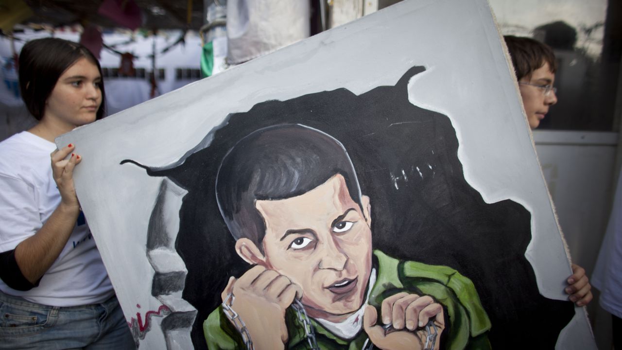 Supporters of the release of IDF soldier Gilad Shalit dismantle a protest tent outside the prime minister's residence in Jerusalem.