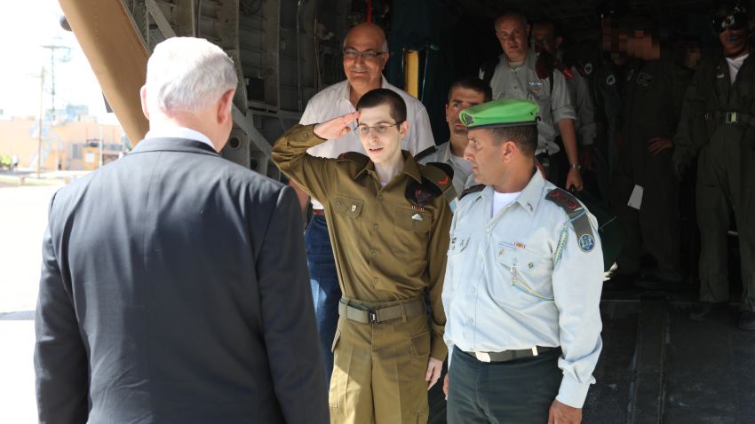 Gilad Shalit salutes Netanyahu on October 18, 2011.
