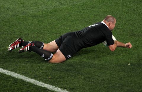 All Blacks prop Tony Woodcock is an unlikely try scorer to put his side 5-0 ahead in Auckland