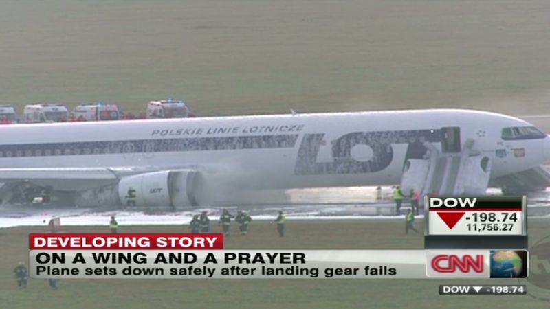 767 Makes A Dramatic Emergency Landing In Warsaw, Poland. | CNN