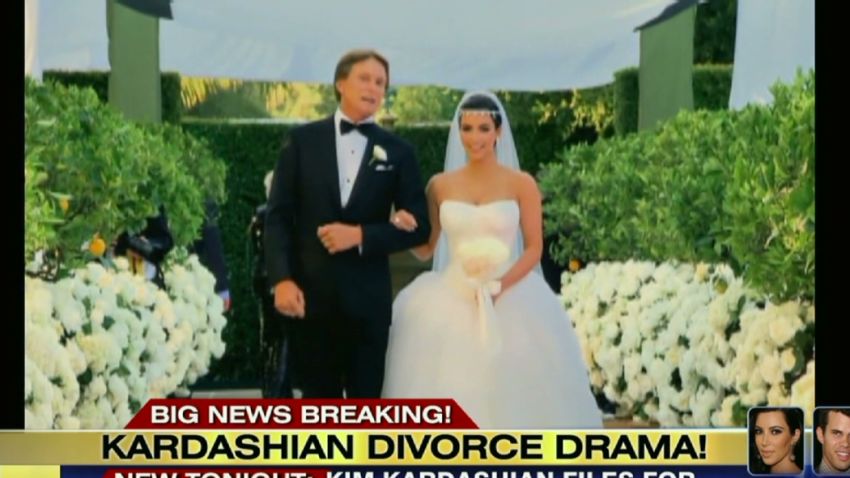 exp sbt kardashian give back wedding money_00000201
