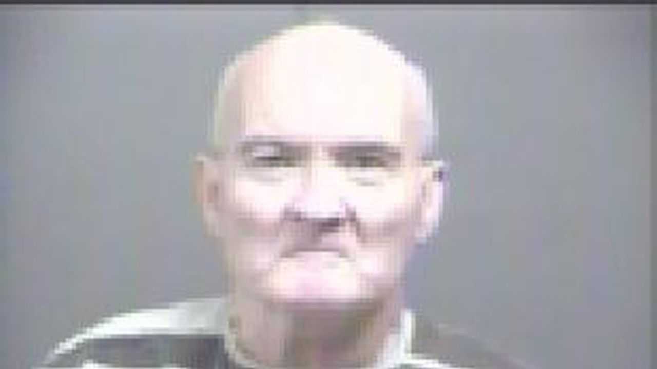 Man arrested for alleged threats to harm House majority leader's family