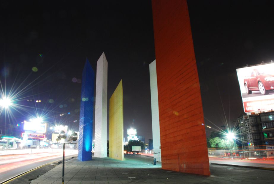 The Torres de Satelite sculpture by Luis Barragan in Mexico City gives a perspective of the city that "I love very much," says Adjaye. Picture courtesy of <a href="http://www.sieteyuno.com/" target="_blank" target="_blank">Ochthophous</a>.