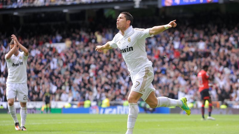 Ronaldo treble as Madrid thrash Osasuna | CNN