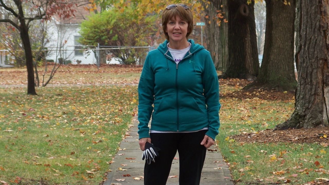 Darla Arni skips fried foods, eats plenty of fruits and vegetables and goes for regular walks.