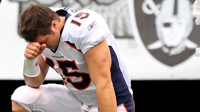 Judge blocks sales of Tebow jersey