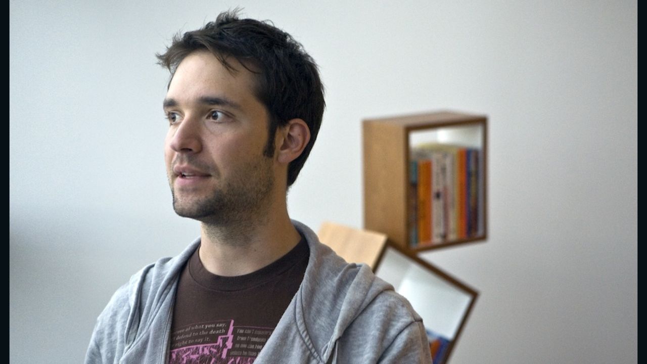 Alexis Ohanian went down on one knee, Williams said.