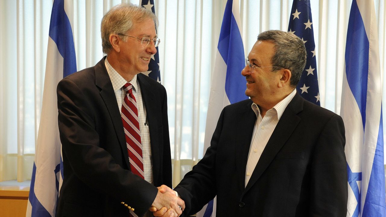 U.S. Middle East policy adviser Dennis Ross meets with Israeli Defense Minister Ehud Barak in August 2010.