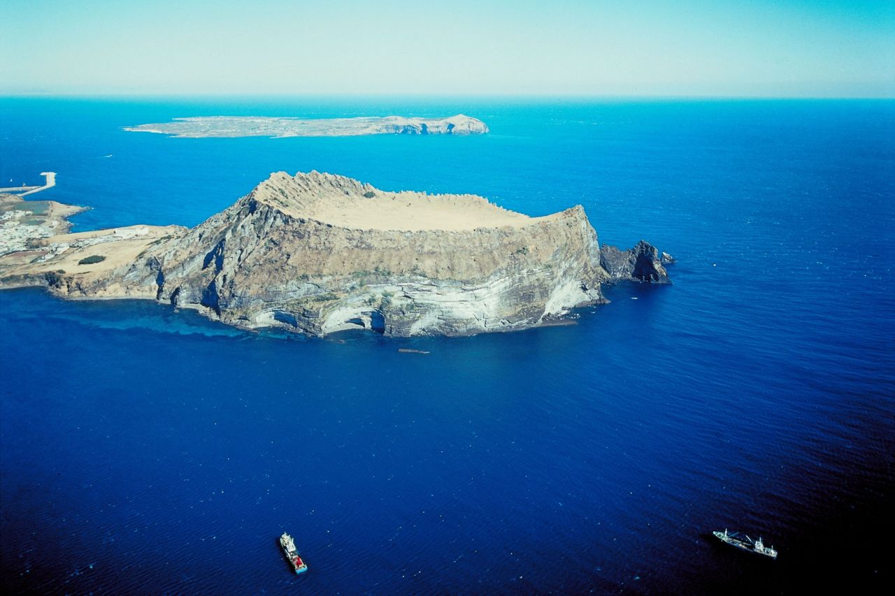 Jeju Island is one of the world's New 7 Wonders of Nature.