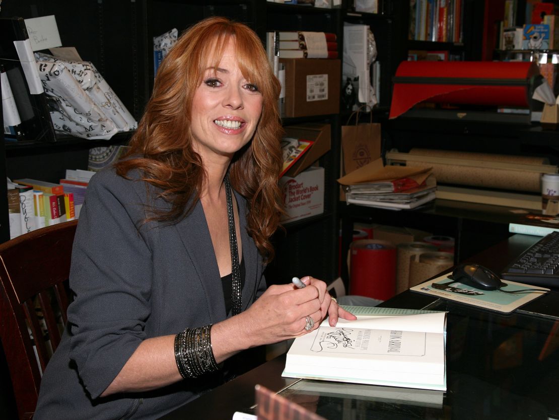 Actress Mackenzie Phillips says during a drug relapse she moved dealers into her house to keep her supply flowing.