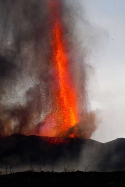 Mount Nyamulagira is considered to be the most active volcano and is currently ejecting lava fountains as high as 300 meters in the air. The incandescent lava is currently flowing into uninhabited areas in the south of the park.