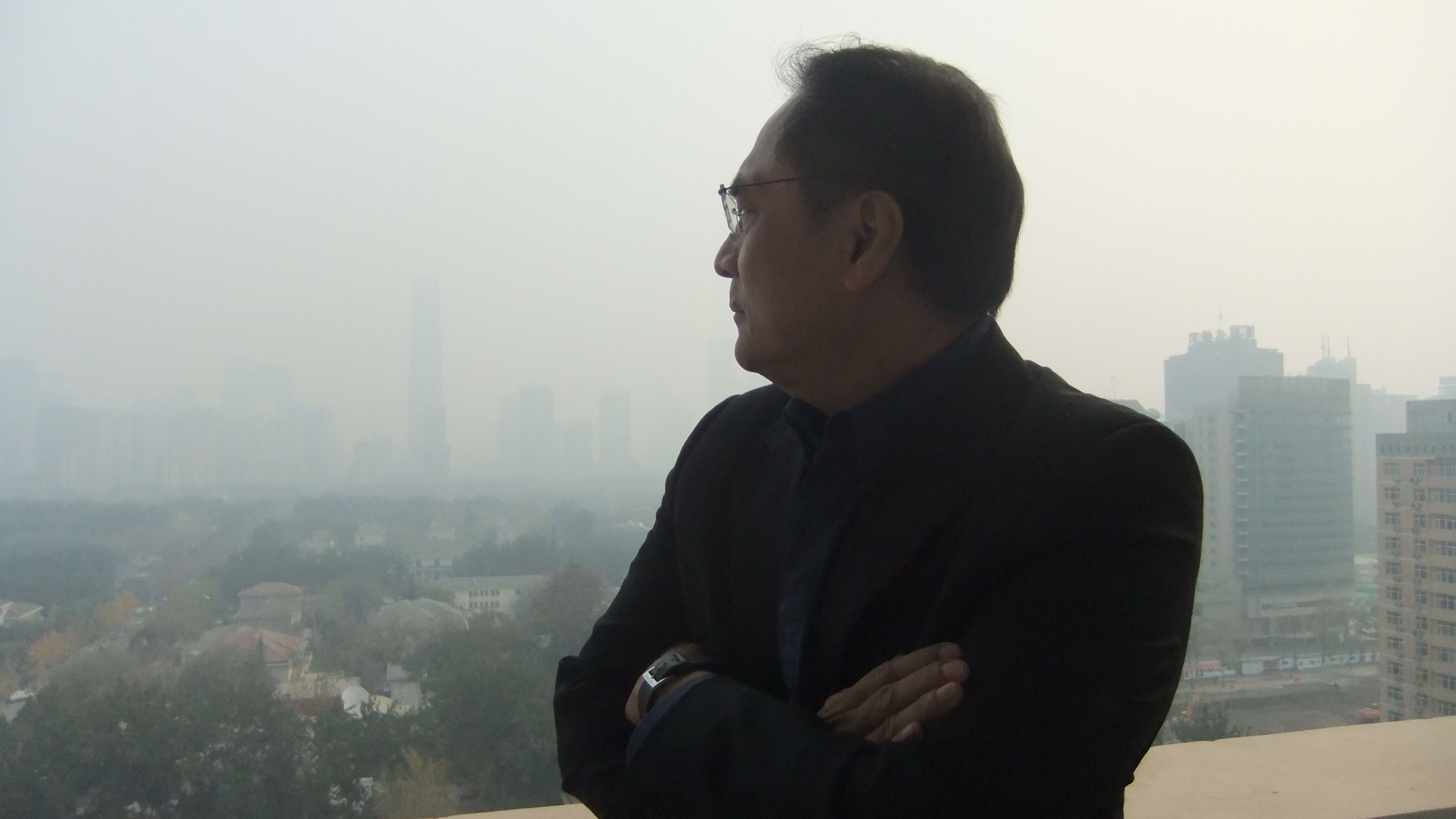 CNN's Beijing Bureau Chief Jaime FlorCruz looks out on Beijing's pollution on November 16.