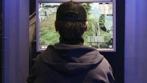 The majority of Internet addicts are consumed by playing games, experts say.