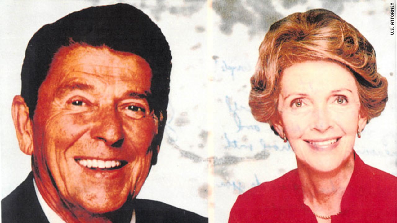 Prosecutors said Hinckley wrote a note to Foster on the back of this postcard which featured the president and first lady Nancy Reagan. Click on the next frame to read Hinckley's note to Foster.