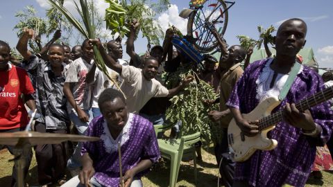 A band plays during the funeral service for six victims of post-election violence in the western Kenyan town of Kisumu 21 January 2008.