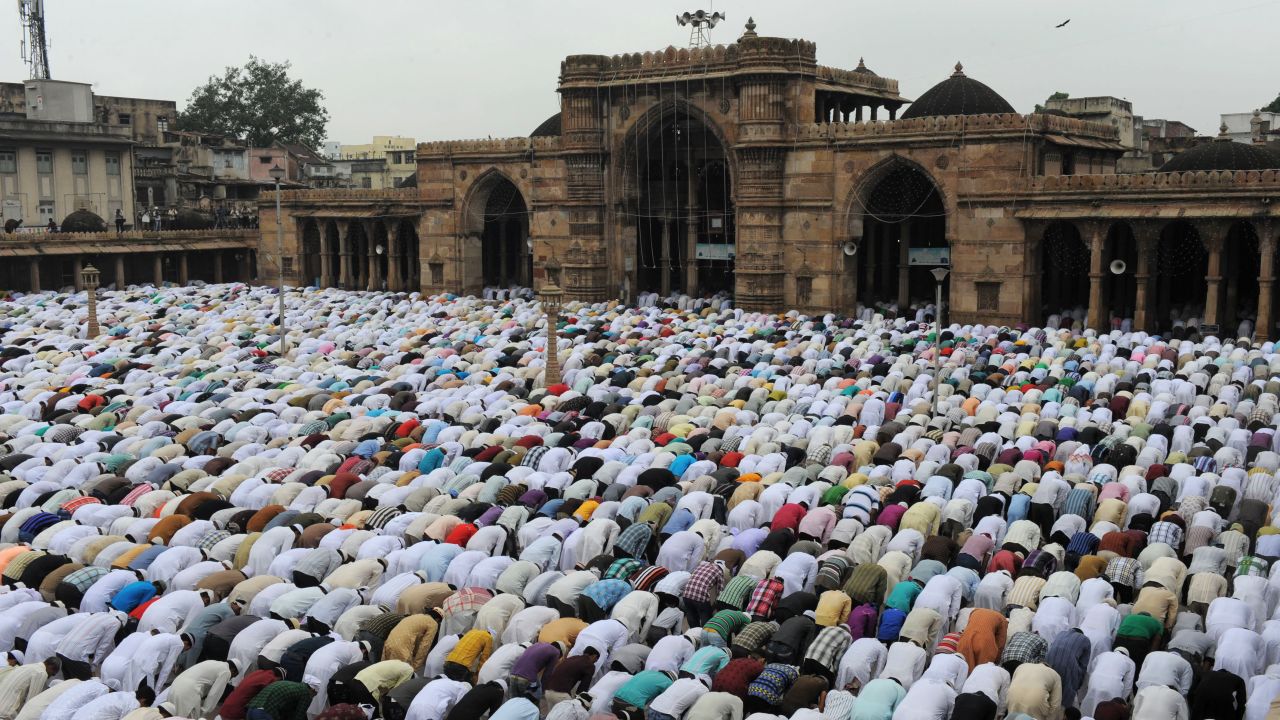 The new smartphone has a compass directing India's 180 million Muslims towards Mecca for prayers.