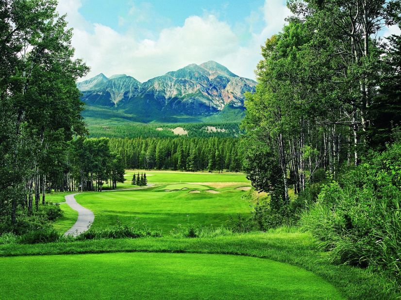 The Jasper Park Lodge Golf Club has been rated as the best golf resort in Canada by SCOREGolf Magazine. Originally opened in 1925, it is located deep in the heat of the Canadian Rockies in a UNESCO World Heritage Site.