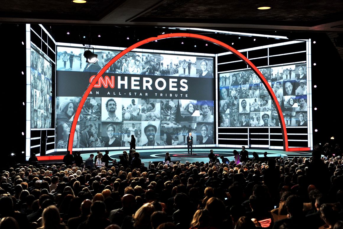 Celebrities joined CNN in honoring everyday people who are changing the world in Sunday night's "CNN Heroes: An All-Star Tribute" show.