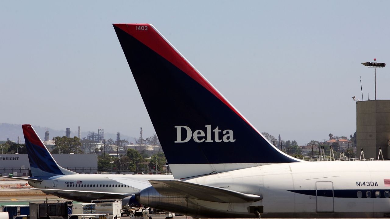 Two Islamic religious leaders from Tennessee claim a Delta pilot prevented them from flying after they were cleared to board.