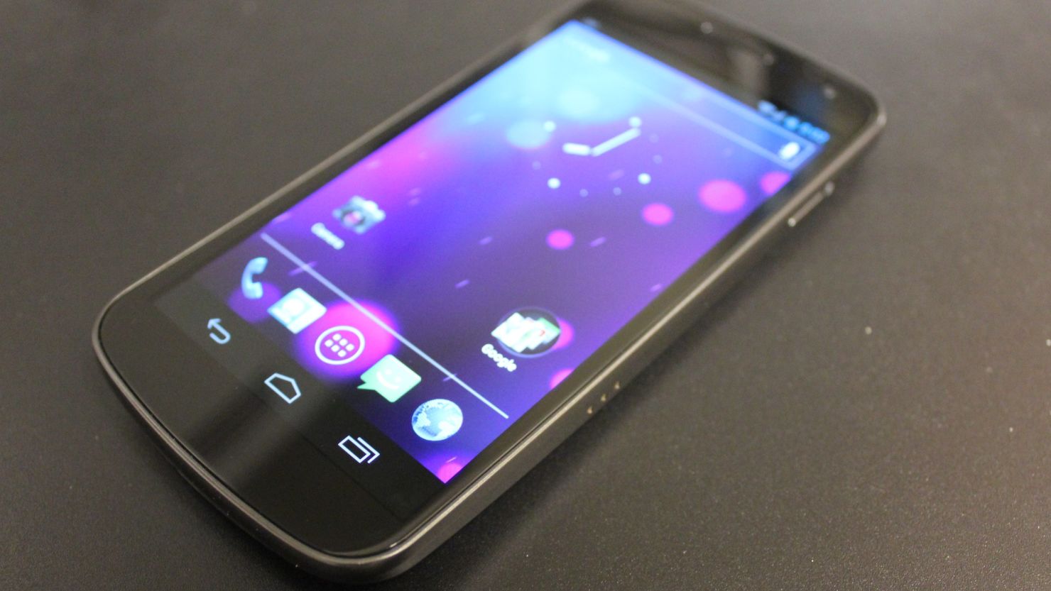 The Galaxy Nexus is the first Google Android phone without four buttons below the screen.