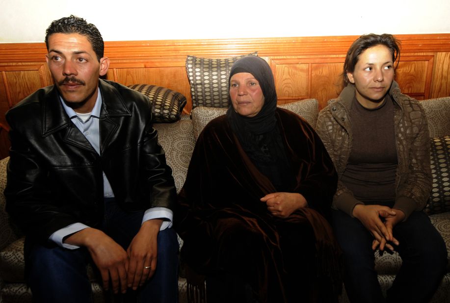 Bouazizi's brother Salem (L), his mother Manoubia (C) and his sister Leila meet with U.N. Secretary-General Ban Ki-moon (not pictured) on March 22, 2011 in Tunis. The U.N. chief arrived in Tunisia late on March 21 to meet the country's transitional authorities.