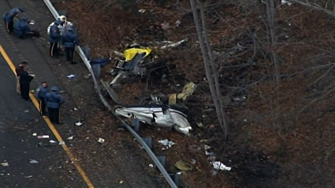 Plane crashes on N.J. interstate; 5 killed CNN